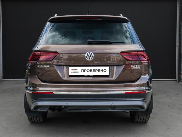 Volkswagen Tiguan II с пробегом 2017 года, цена 2 389 000 рублей, 182610 км, внедорожник, Автокод Объявления