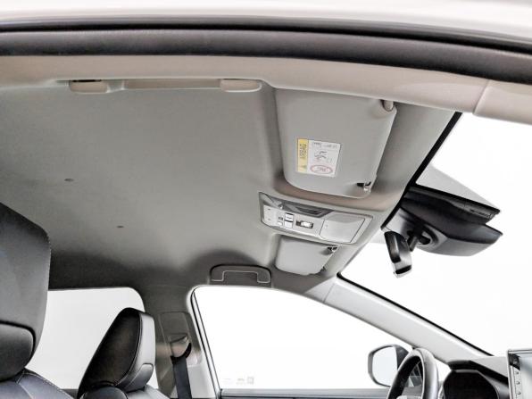 Toyota RAV4 V (XA50) с пробегом 2022 года, цена 3 600 000 рублей, 52757 км, внедорожник, Автокод Объявления