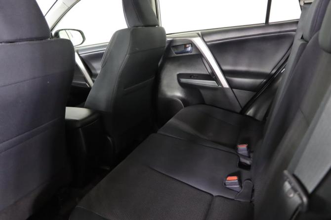Toyota RAV4 IV (XA40) Рестайлинг с пробегом 2016 года, цена 2 289 990 рублей, 93285 км, внедорожник, Автокод Объявления
