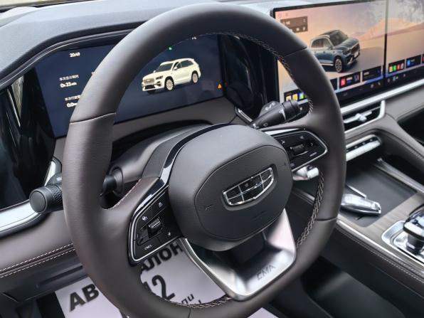 Geely Monjaro I Рестайлинг 2 (China Market) с пробегом 2026 года, цена 4 199 900 рублей, 10 км, внедорожник, Автокод Объявления