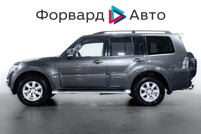 Mitsubishi Pajero IV Рестайлинг 1 с пробегом 2014 года, цена 2 100 000 рублей, 322908 км, внедорожник, Автокод Объявления