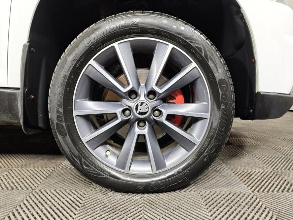 Skoda Yeti I Рестайлинг с пробегом 2017 года, цена 1 397 000 рублей, 210553 км, внедорожник, Автокод Объявления