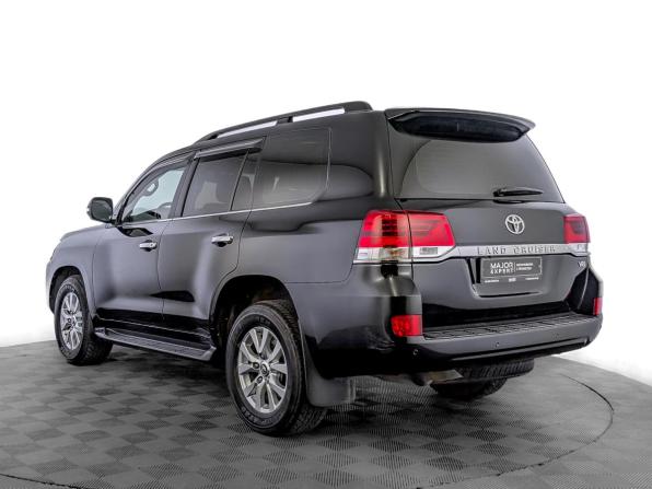 Toyota Land Cruiser 200 Series Рестайлинг 2 с пробегом 2016 года, цена 5 880 000 рублей, 107558 км, внедорожник, Автокод Объявления
