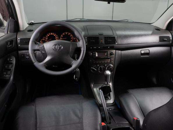 Toyota Avensis II Рестайлинг с пробегом 2007 года, цена 940 000 рублей, 224484 км, седан, Автокод Объявления