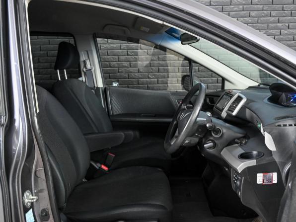 Honda Freed I Рестайлинг с пробегом 2013 года, цена 1 159 000 рублей, 153000 км, компактвэн, Автокод Объявления