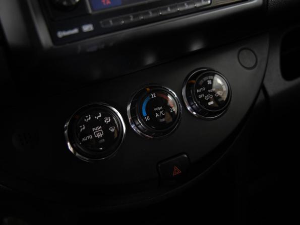 Nissan Note I Рестайлинг с пробегом 2013 года, цена 899 000 рублей, 123783 км, хэтчбек, Автокод Объявления
