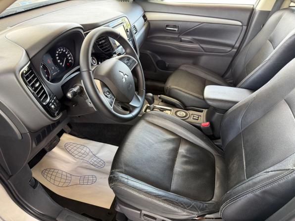 Mitsubishi Outlander III с пробегом 2014 года, цена 1 420 000 рублей, 209000 км, внедорожник, Автокод Объявления