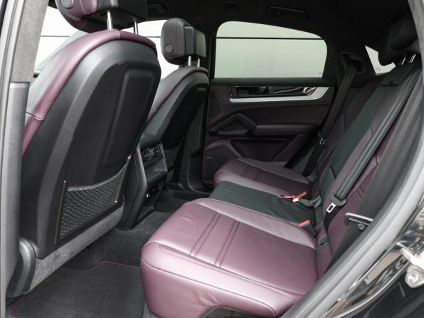 Porsche Cayenne III Рестайлинг с пробегом 2024 года, цена 14 998 000 рублей, 34973 км, внедорожник, Автокод Объявления