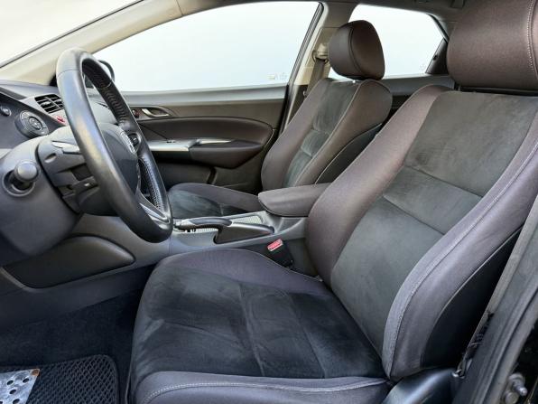 Honda Civic VIII Рестайлинг с пробегом 2011 года, цена 1 065 000 рублей, 208151 км, хэтчбек, Автокод Объявления