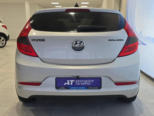 Hyundai Solaris I Рестайлинг с пробегом 2015 года, цена 999 000 рублей, 112000 км, хэтчбек, Автокод Объявления