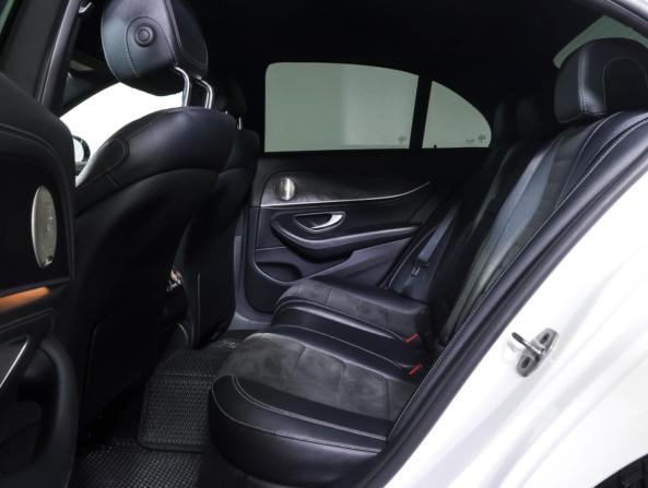 Mercedes-Benz E-Класс V (W213 S213 C238) Рестайлинг с пробегом 2021 года, цена 4 350 000 рублей, 48449 км, седан, Автокод Объявления