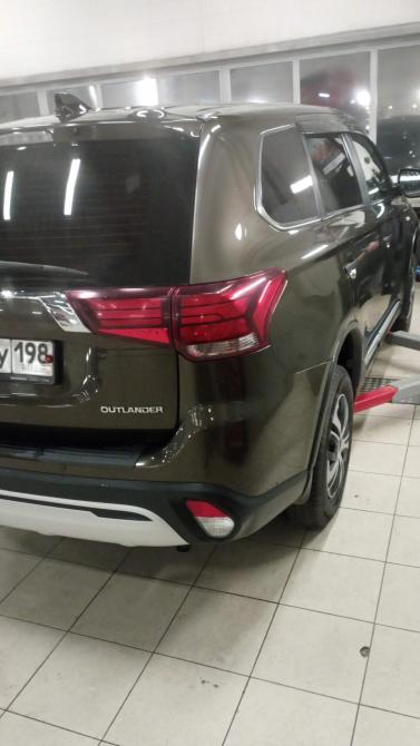 Mitsubishi Outlander III Рестайлинг 3 Санкт-Петербург  - изображение 3