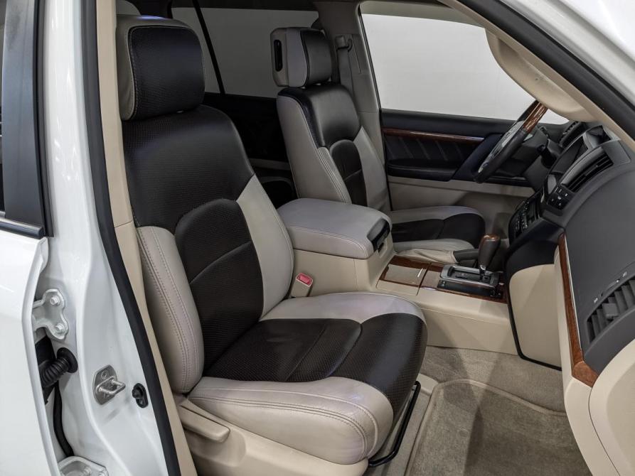Toyota Land Cruiser 200 Series Рестайлинг 1 Москва  - изображение 23