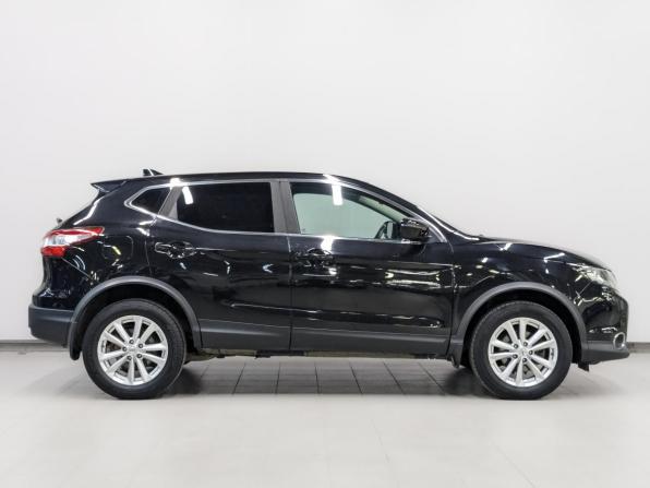 Nissan Qashqai II с пробегом 2017 года, цена 1 725 000 рублей, 59300 км, внедорожник, Автокод Объявления