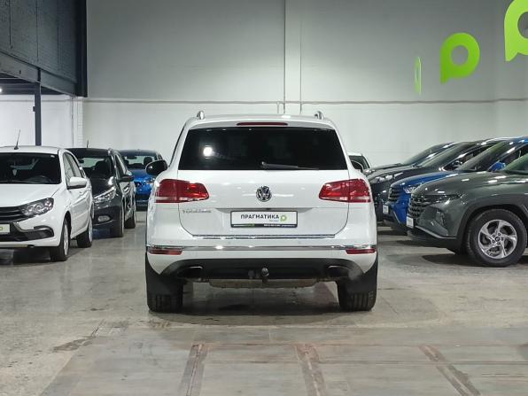 Volkswagen Touareg II Рестайлинг с пробегом 2015 года, цена 1 950 000 рублей, 212000 км, внедорожник, Автокод Объявления