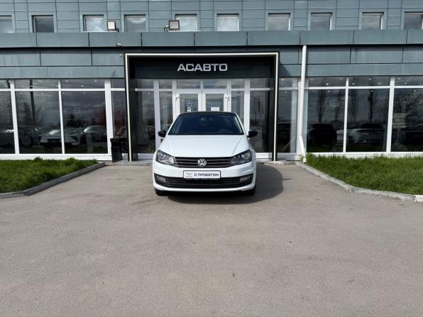 Volkswagen Polo V Рестайлинг с пробегом 2018 года, цена 850 000 рублей, 178301 км, седан, Автокод Объявления