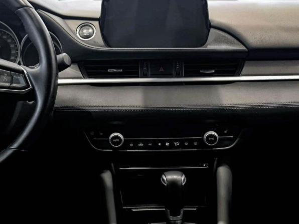 Mazda 6 III (GJ) Рестайлинг 2 с пробегом 2021 года, цена 2 620 000 рублей, 99268 км, седан, Автокод Объявления