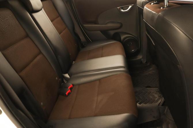 Honda Fit Shuttle I с пробегом 2012 года, цена 1 089 000 рублей, 98000 км, универсал, Автокод Объявления