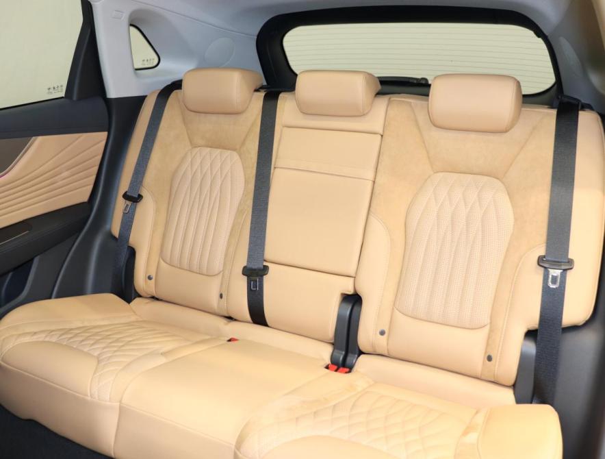 Hongqi HS5 I Рестайлинг Санкт-Петербург  - изображение 14