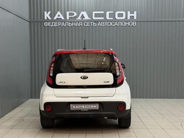 Kia Soul II Рестайлинг с пробегом 2018 года, цена 1 789 000 рублей, 89197 км, хэтчбек, Автокод Объявления