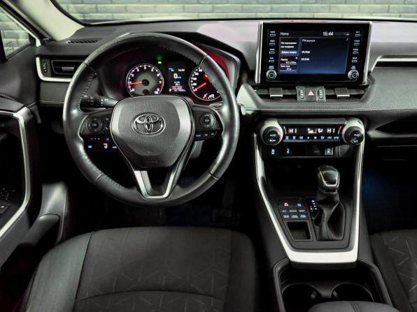 Toyota RAV4 V (XA50) с пробегом 2019 года, цена 3 380 000 рублей, 73094 км, внедорожник, Автокод Объявления