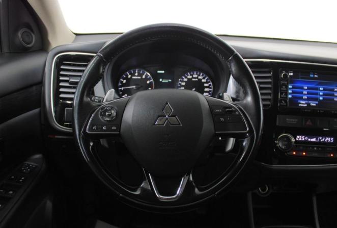 Mitsubishi Outlander III Рестайлинг 2 с пробегом 2015 года, цена 2 010 000 рублей, 126000 км, внедорожник, Автокод Объявления