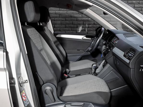 Volkswagen Tiguan II Рестайлинг с пробегом 2021 года, цена 2 785 000 рублей, 37042 км, внедорожник, Автокод Объявления