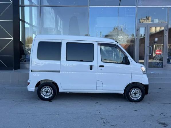 Daihatsu Hijet X с пробегом 2021 года, цена 700 000 рублей, 158683 км, фургон, Автокод Объявления