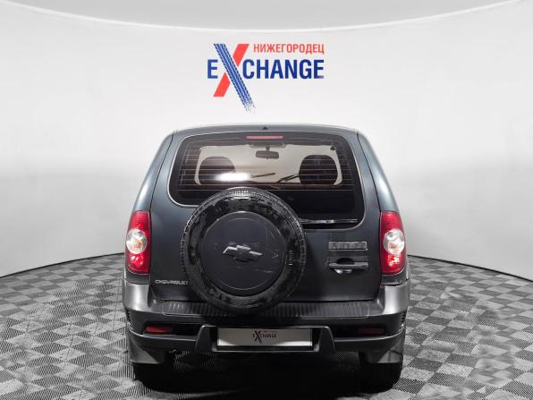 Chevrolet Niva I Рестайлинг с пробегом 2011 года, цена 380 000 рублей, 197940 км, внедорожник, Автокод Объявления