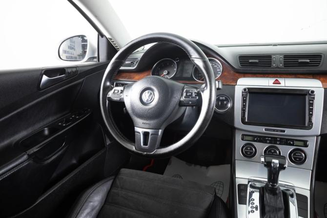 Volkswagen Passat B6 с пробегом 2009 года, цена 929 000 рублей, 260000 км, седан, Автокод Объявления