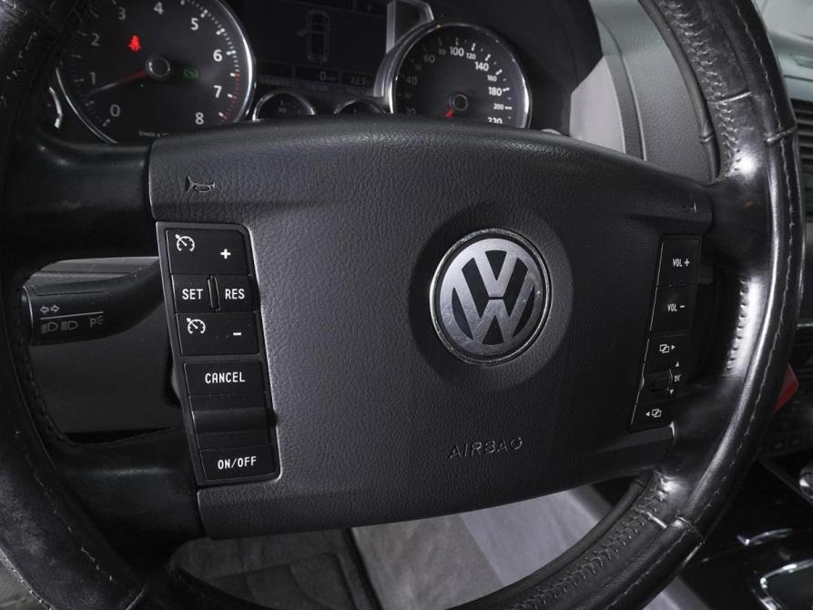 Volkswagen Touareg I Рестайлинг Ростов-на-Дону  - изображение 12
