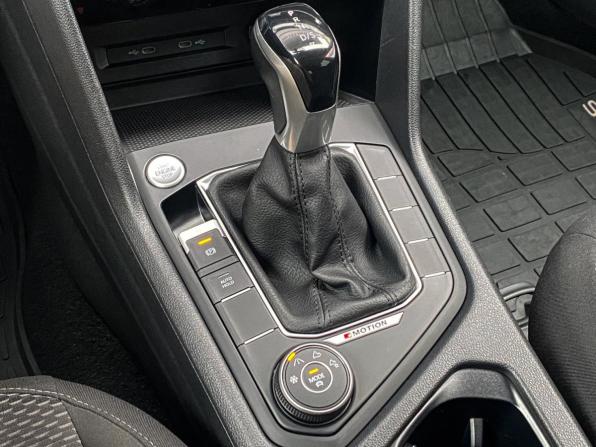 Volkswagen Taos I с пробегом 2021 года, цена 2 600 000 рублей, 57000 км, внедорожник, Автокод Объявления