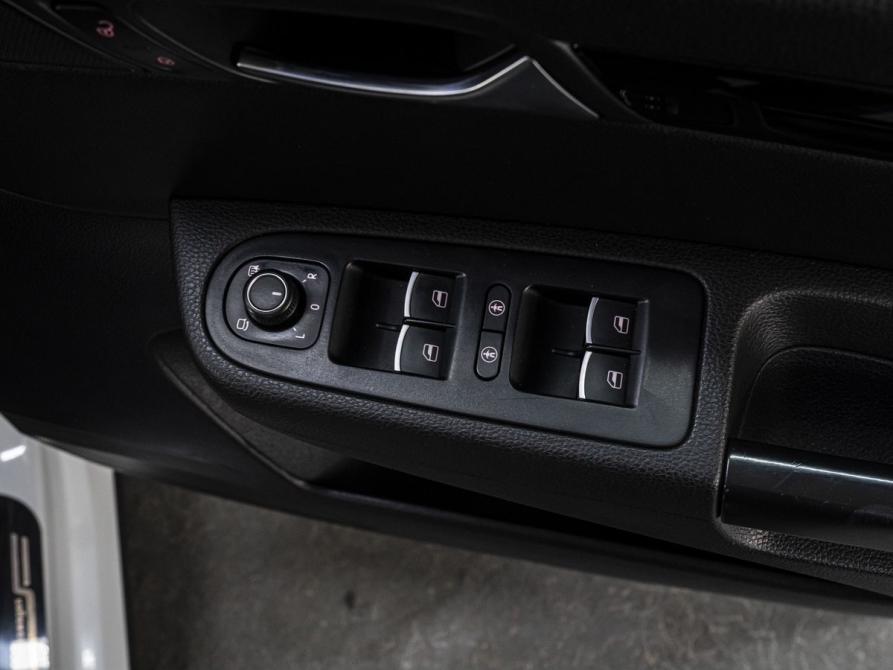 Volkswagen Sharan II Рестайлинг Тюмень  - изображение 12