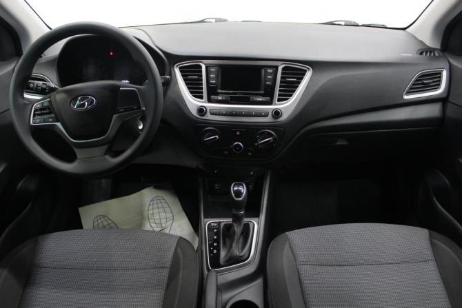 Hyundai Solaris II Рестайлинг с пробегом 2021 года, цена 1 500 000 рублей, 27547 км, седан, Автокод Объявления