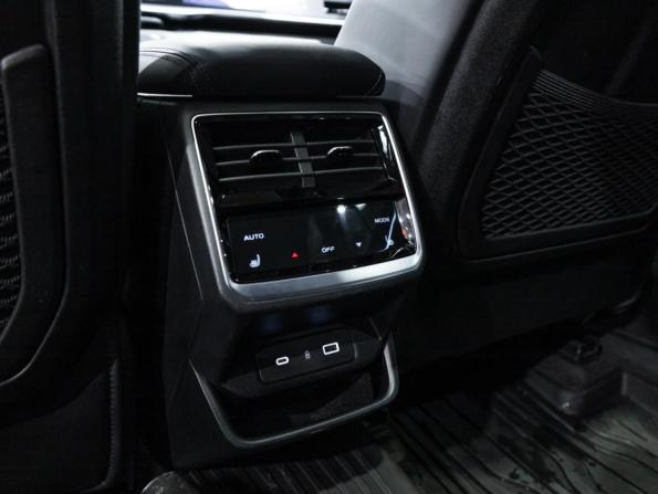 Geely Monjaro I с пробегом 2025 года, цена 3 848 960 рублей, 15050 км, внедорожник, Автокод Объявления