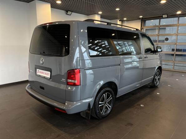 Volkswagen Caravelle T5 Рестайлинг с пробегом 2012 года, цена 2 180 000 рублей, 385217 км, минивэн, Автокод Объявления