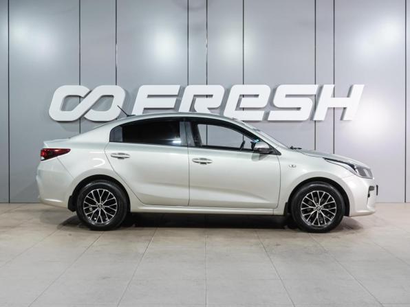 Kia Rio IV с пробегом 2017 года, цена 1 469 000 рублей, 90813 км, седан, Автокод Объявления