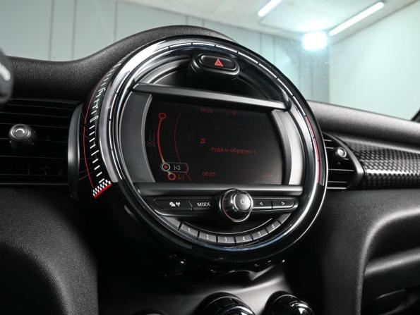 Mini Hatch III (F55/F56) с пробегом 2016 года, цена 2 229 000 рублей, 191512 км, хэтчбек, Автокод Объявления