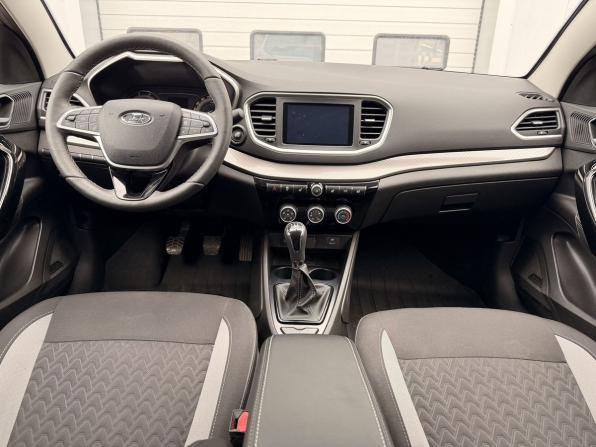 Lada (ВАЗ) Vesta I Рестайлинг (NG) с пробегом 2024 года, цена 1 350 000 рублей, 10459 км, седан, Автокод Объявления