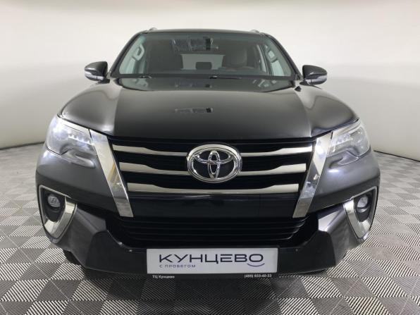 Toyota Fortuner II с пробегом 2018 года, цена 2 600 000 рублей, 306800 км, внедорожник, Автокод Объявления