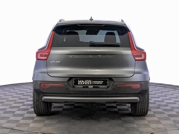 Volvo XC40 I с пробегом 2018 года, цена 2 190 000 рублей, 176314 км, внедорожник, Автокод Объявления