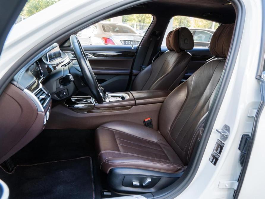BMW 7 серии VI (G11/G12) Волгоград  - изображение 16