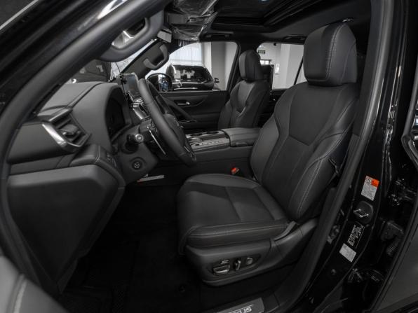 Lexus LX IV с пробегом 2026 года, цена 17 850 000 рублей, 11 км, внедорожник, Автокод Объявления