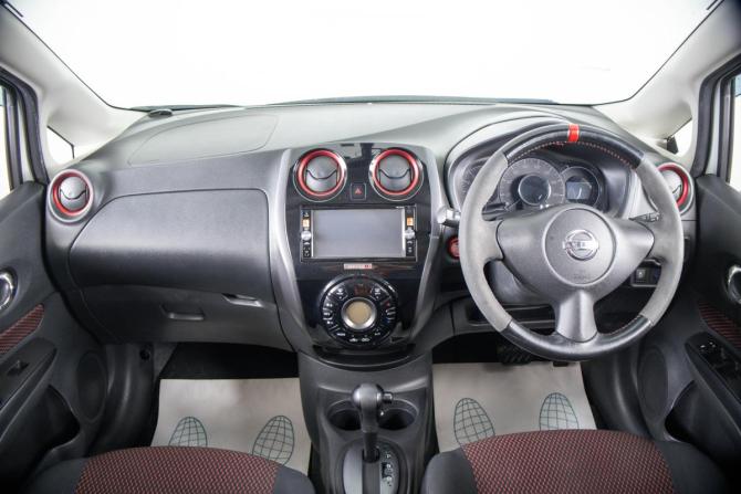 Nissan Note II с пробегом 2015 года, цена 849 000 рублей, 144000 км, хэтчбек, Автокод Объявления