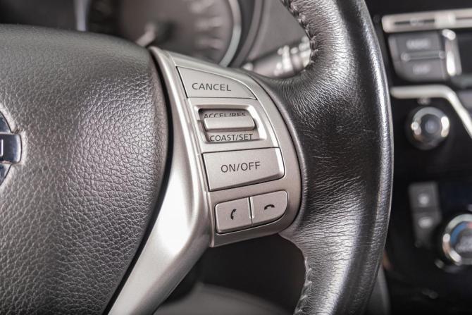 Nissan Qashqai II с пробегом 2018 года, цена 1 799 000 рублей, 166000 км, внедорожник, Автокод Объявления
