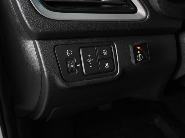 Hyundai Solaris II с пробегом 2018 года, цена 1 039 000 рублей, 147738 км, седан, Автокод Объявления