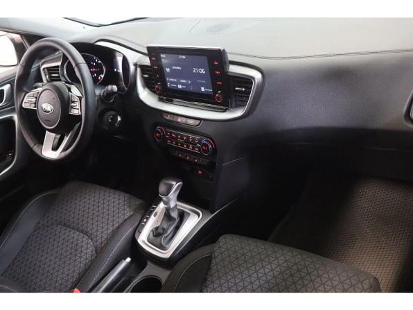 Kia Ceed III с пробегом 2020 года, цена 1 679 000 рублей, 128075 км, хэтчбек, Автокод Объявления