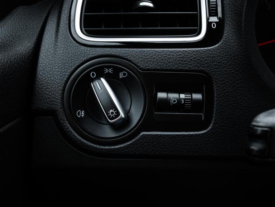 Volkswagen Polo V Рестайлинг Ставрополь  - изображение 20