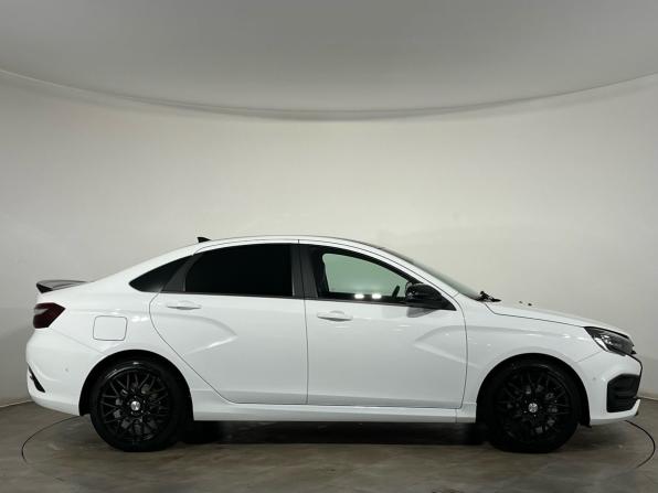 Lada (ВАЗ) Vesta I Рестайлинг (NG) с пробегом 2024 года, цена 1 700 000 рублей, 9300 км, седан, Автокод Объявления