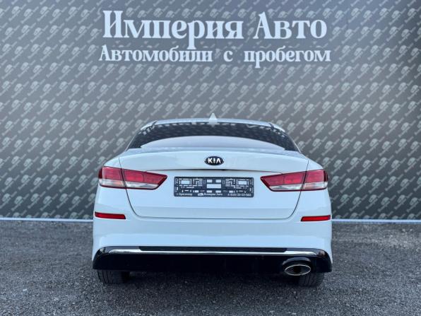 Kia Optima IV Рестайлинг с пробегом 2018 года, цена 1 100 000 рублей, 196490 км, седан, Автокод Объявления